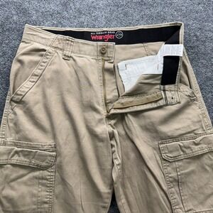 Wrangler All Terrain Gear Cargo Pants Khaki Mens 32x32 Cotton Blend Stretch